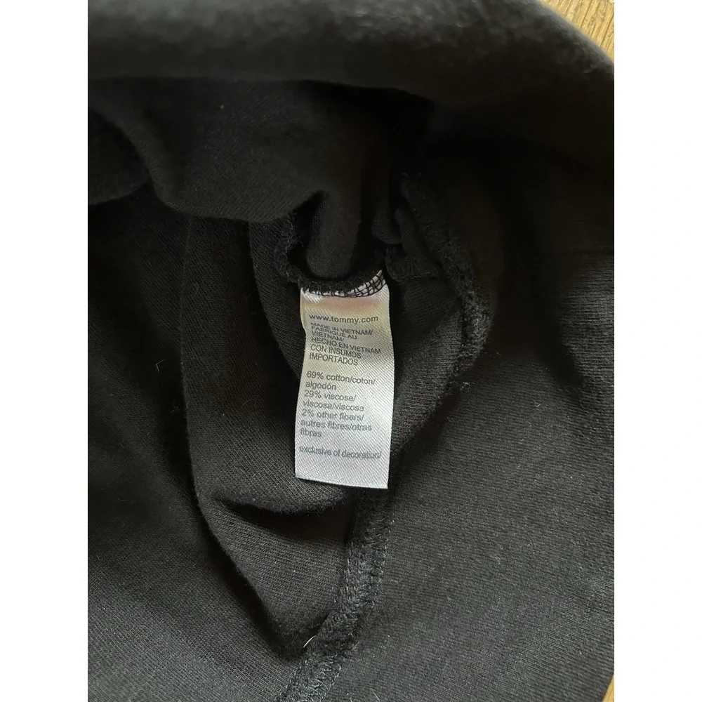 Tommy Hilfiger b2